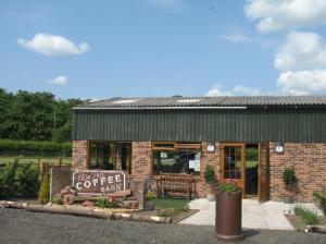 yew-tree-coffee-barn Front
